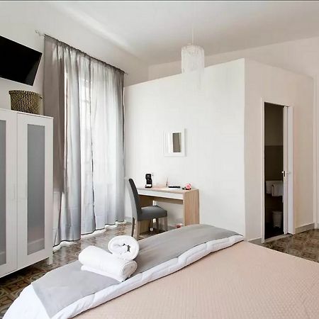 Bed and Breakfast Bb Essenze Palermo Exterior foto