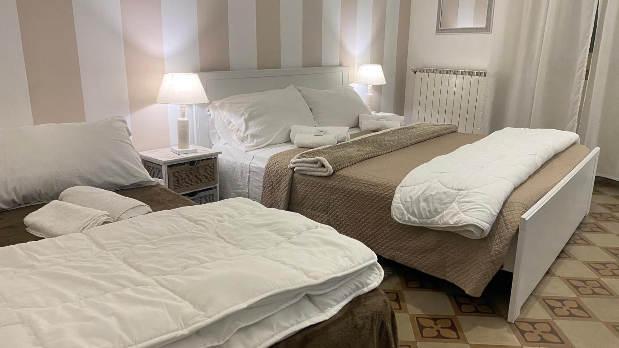 Bed and Breakfast Bb Essenze Palermo Exterior foto