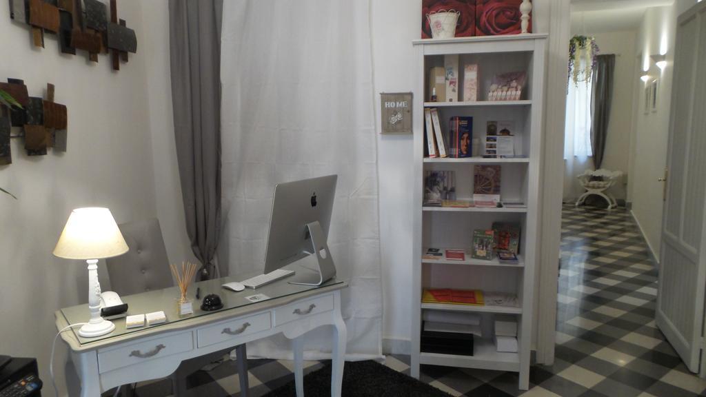Bed and Breakfast Bb Essenze Palermo Exterior foto